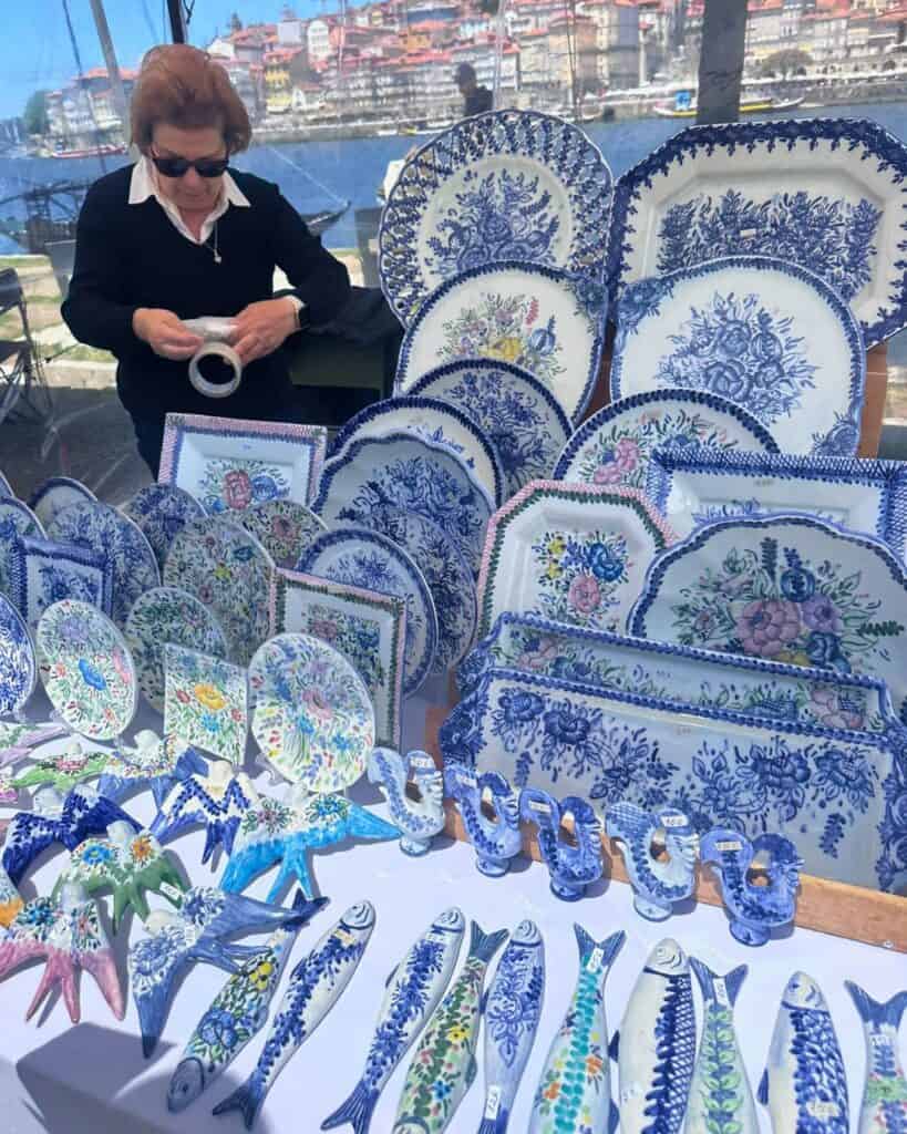 Street vendor in Vila Nova de Gaia