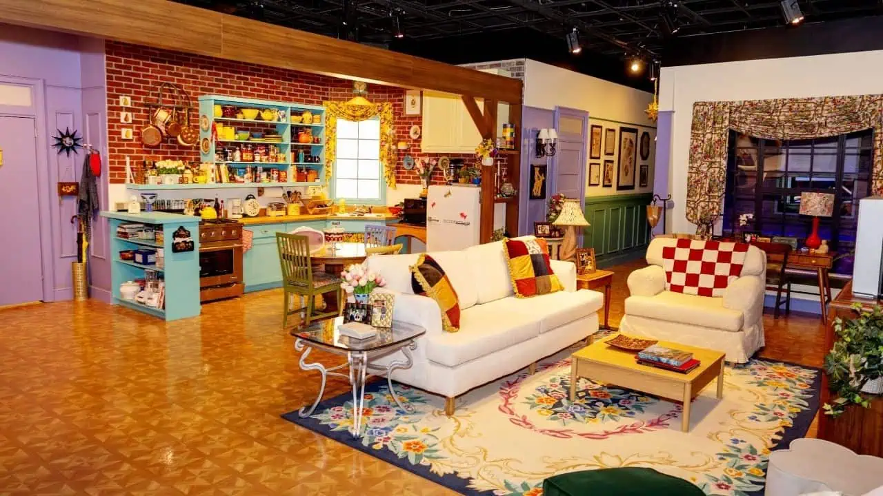 The FRIENDS™ Experience: The One in Vegas