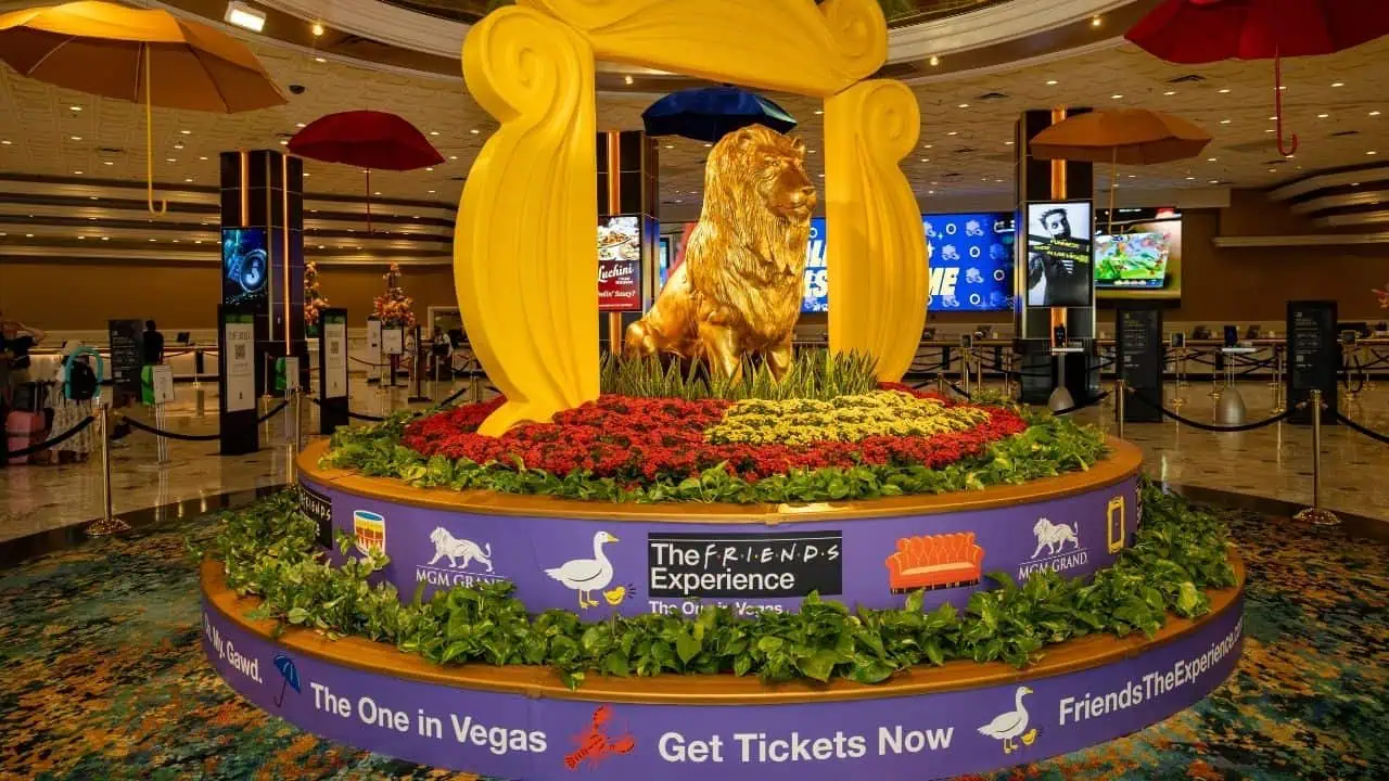 The FRIENDS™ Experience: The One in Vegas