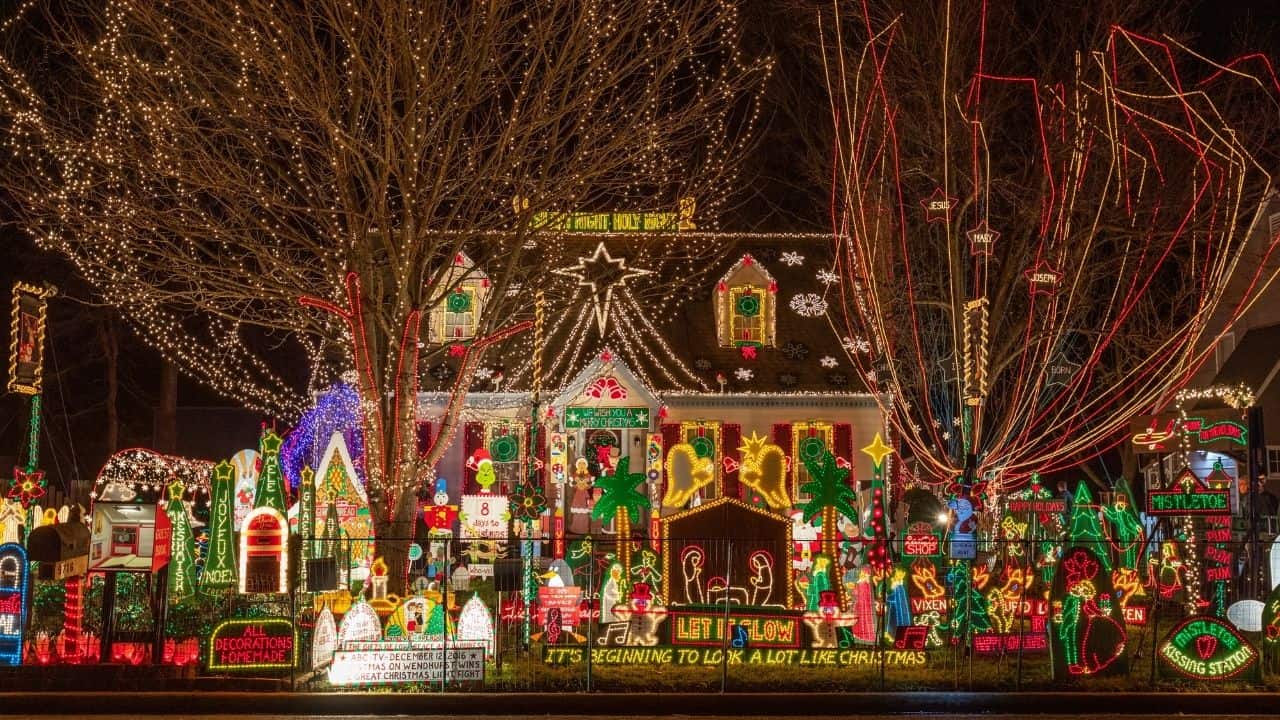 Richmond Tacky Lights Tour
