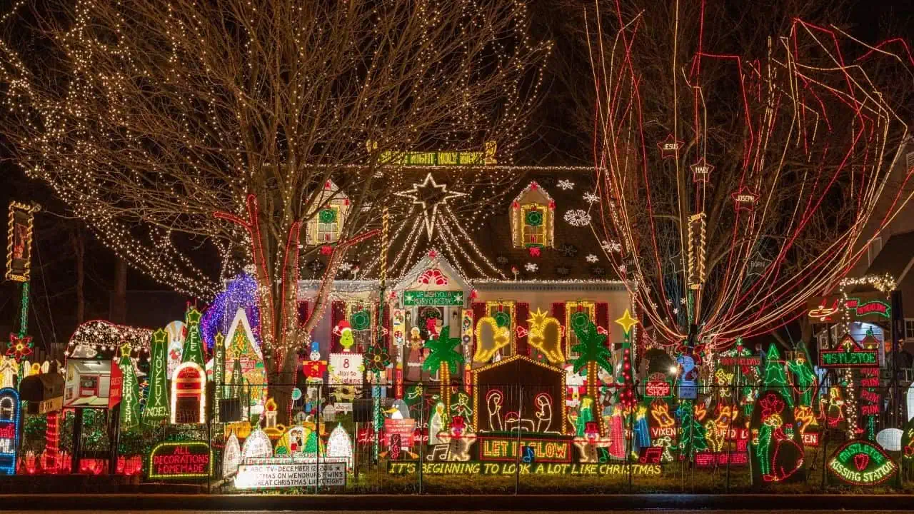 Richmond Tacky Lights Tour