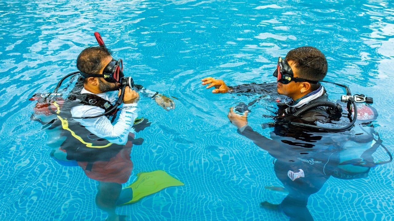 Dive Lessons at Alaia Belize, Autograph Collection