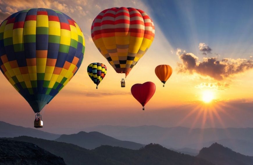 Hot Air Balloons at Sun Rise