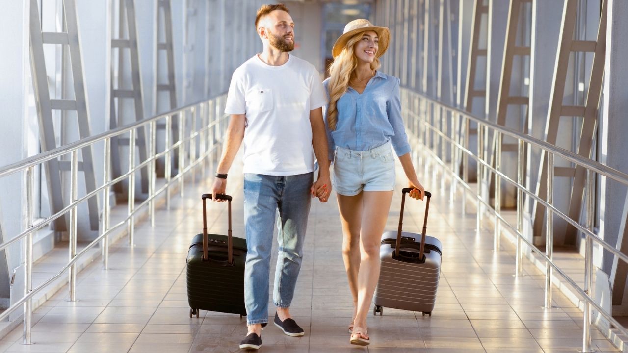 Couple traveling