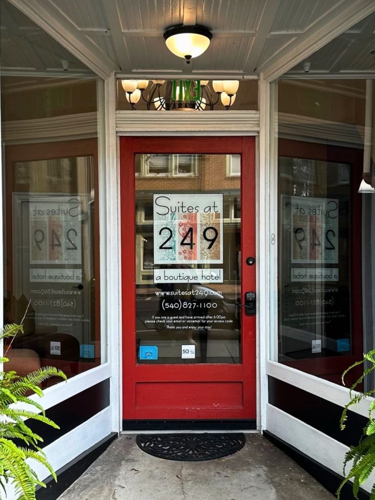 Suites@249 Entrance