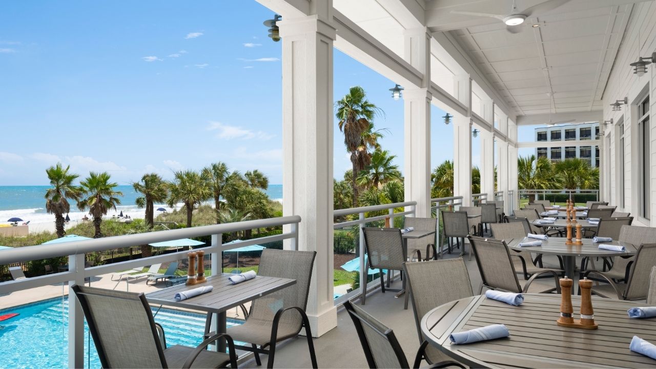 Ocean Blue Restaurant and Lounge Outdoor Seating