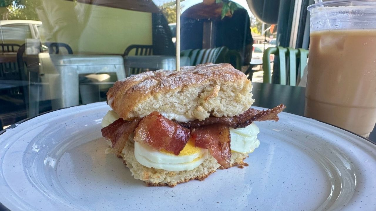 Breakfast at Piknik Town Market