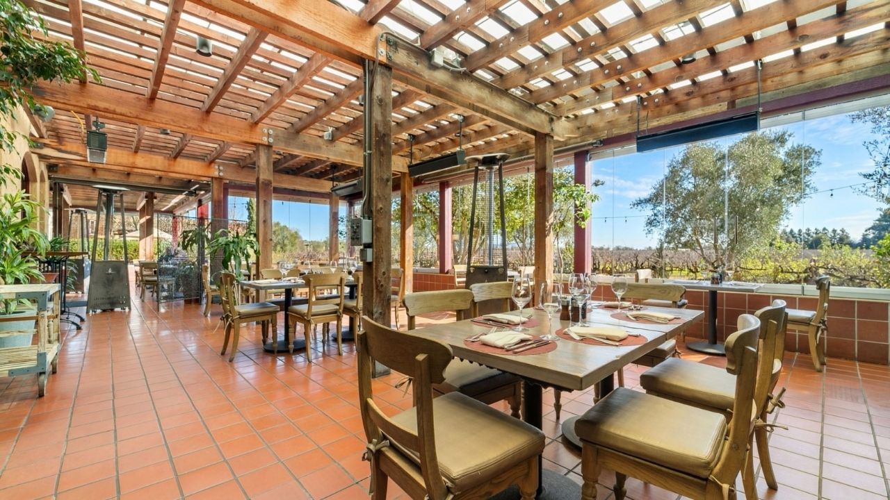John Ash & Co. Dining